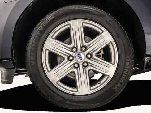 Used 2021 Ford Expedition XLT AWD/4WD image 9