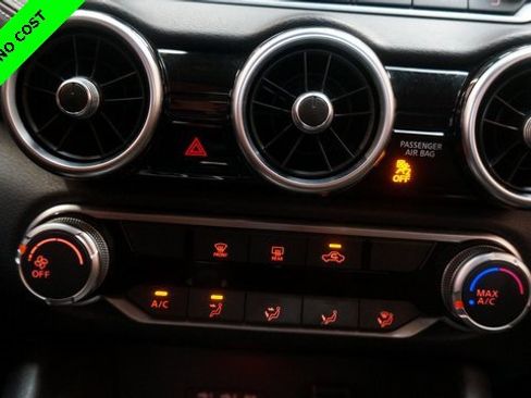 Certified 2022 Nissan Sentra SV image 17