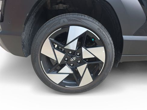 Used 2026 Hyundai Kona Limited AWD/4WD image 17