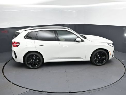 New 2026 BMW X3 xDrive30 w/ M Sport Package AWD/4WD image 32