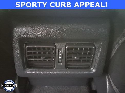 Used 2019 Toyota Camry L image 27