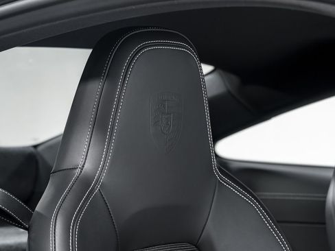 Used 2022 Porsche 911 GT3 RWD image 36
