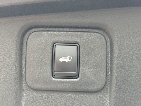 Used 2024 Nissan Murano SL FWD image 33
