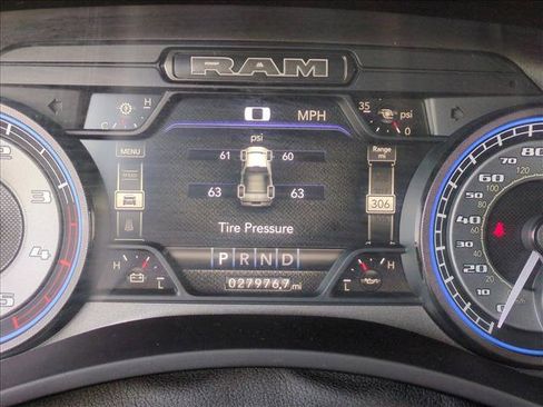 Certified 2022 RAM 2500 Limited w/ Night Edition image 11