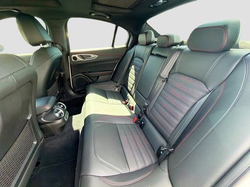 Used 2025 Alfa Romeo Giulia AWD w/ Driving Assist Package image 20