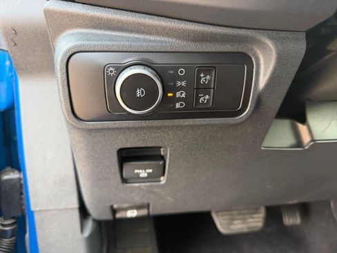 Used 2025 Ford Bronco Badlands AWD/4WD image 23