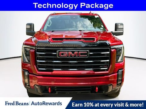 Used 2024 GMC Sierra 2500 AT4 w/ AT4 Premium Plus Package AWD/4WD image 2
