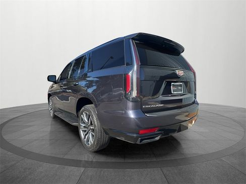Used 2023 Cadillac Escalade Sport Platinum image 3