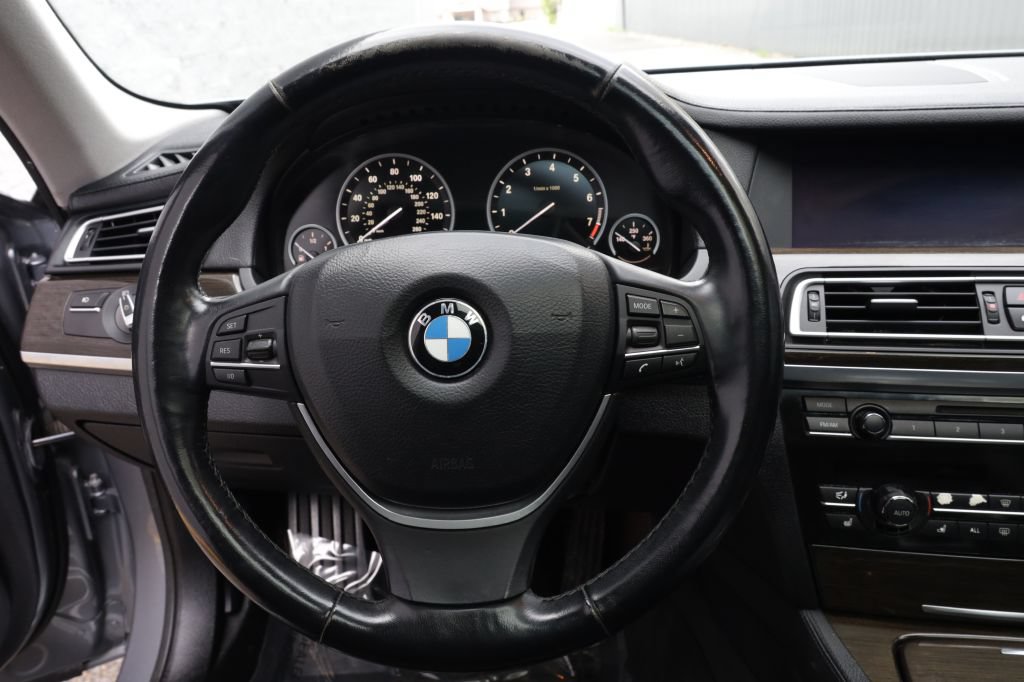 Used 2012 BMW 740Li RWD image 26