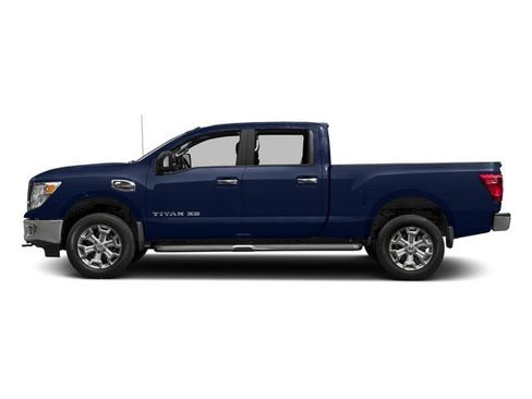 Used 2017 Nissan Titan SV AWD/4WD image 3