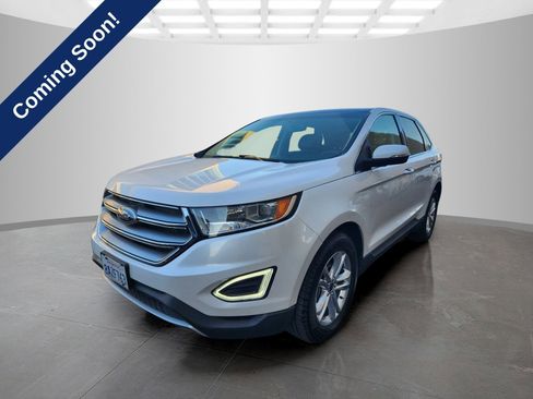 Used 2018 Ford Edge SEL w/ Equipment Group 201A FWD image 3