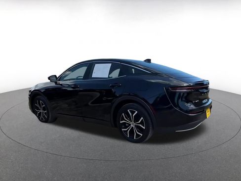 Used 2025 Toyota Crown AWD/4WD image 14