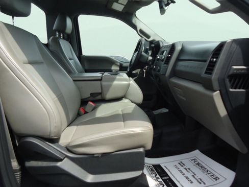 Used 2018 Ford F250 XL w/ Power Equipment Group AWD/4WD image 26