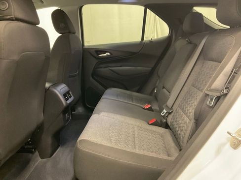 Used 2024 Chevrolet Equinox LT image 36