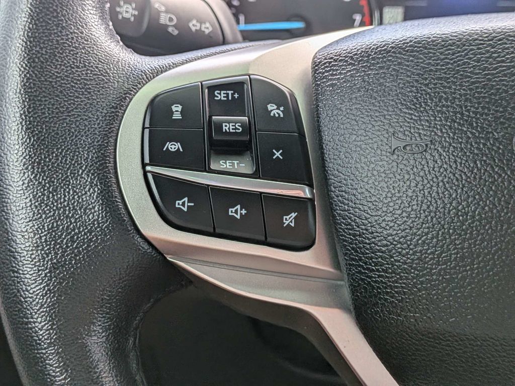 Used 2024 Ford Explorer Limited RWD image 34