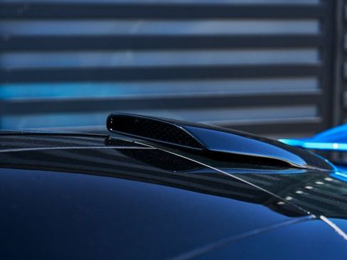 Used 2021 McLaren 765LT image 12