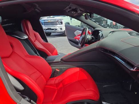 Used 2020 Chevrolet Corvette Stingray Preferred Cpe w/ 2LT Preferred Equipment Group RWD image 11
