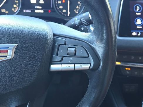 Used 2020 Cadillac XT4 Premium Luxury image 29