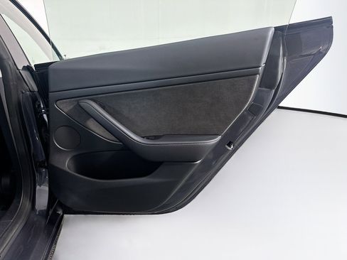 Used 2023 Tesla Model 3 Standard Range RWD image 30