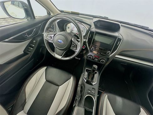 Used 2019 Subaru Crosstrek 2.0i Limited w/ Popular Package #4 image 9