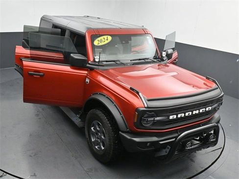 Used 2024 Ford Bronco Big Bend image 32