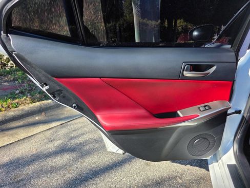 Used 2018 Lexus IS 300 F Sport image 26