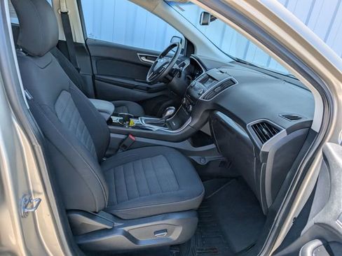 Used 2018 Ford Edge SEL AWD/4WD image 29