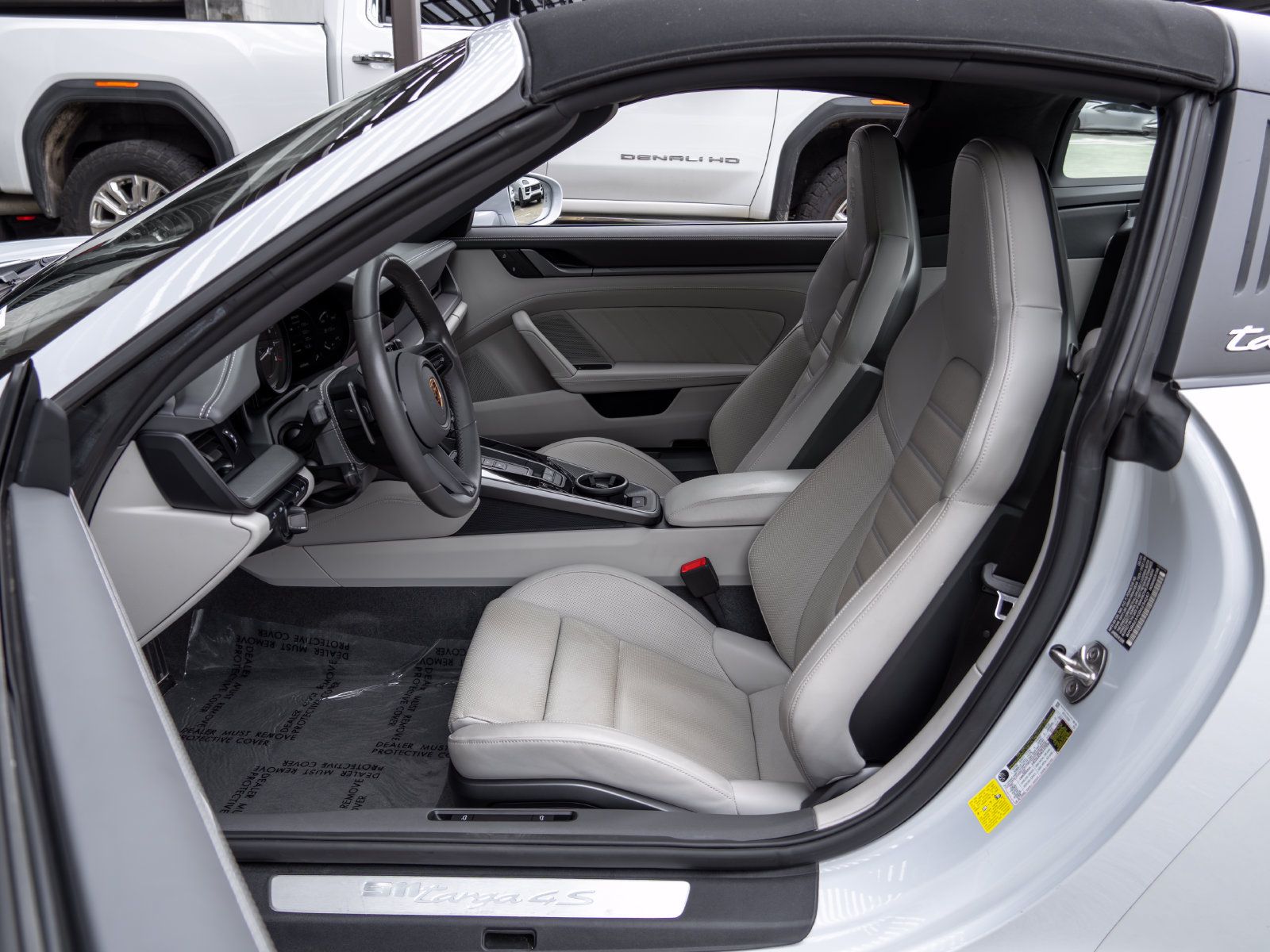 Certified 2024 Porsche 911 Targa 4S AWD/4WD image 30
