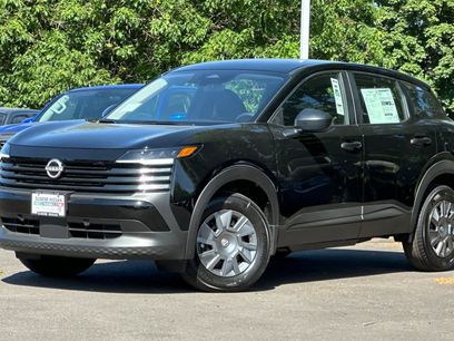 New 2025 Nissan Kicks S