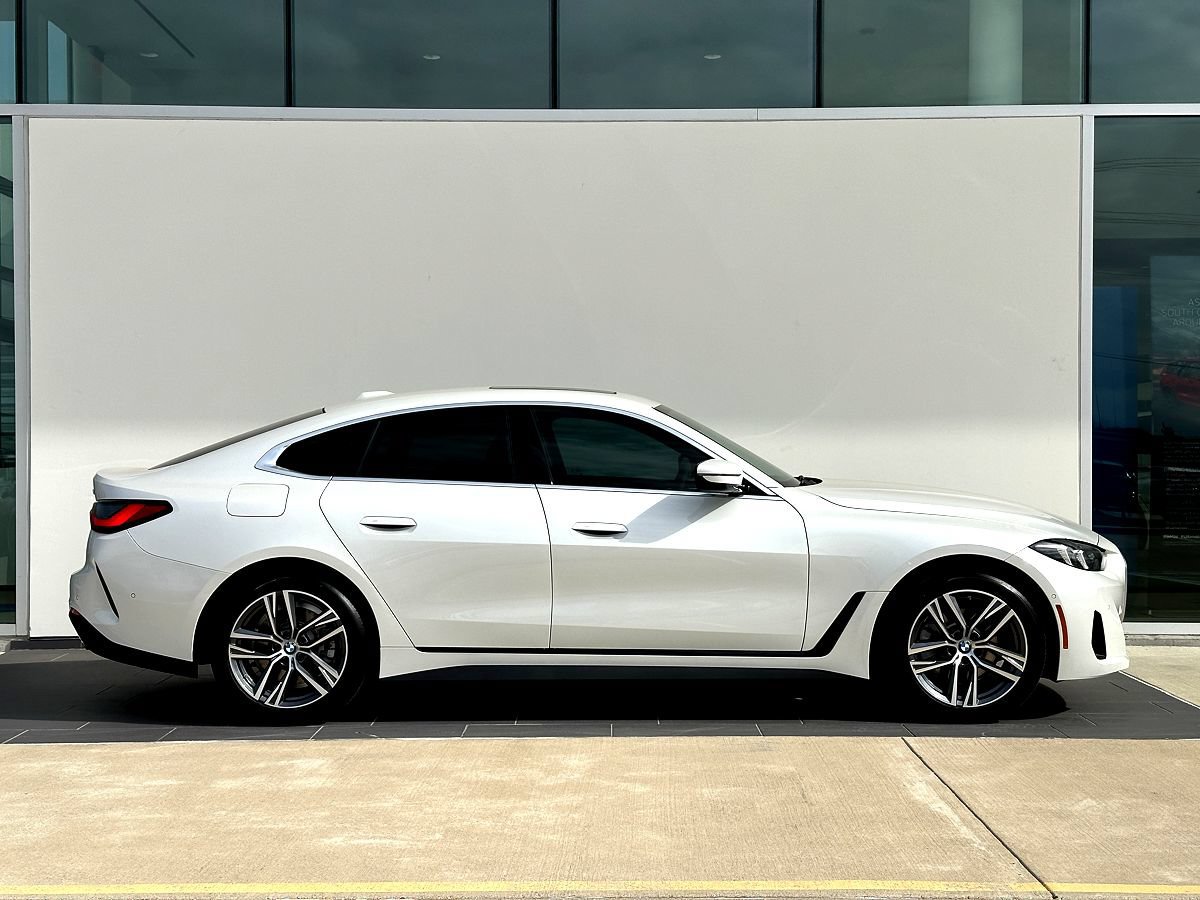 New 2026 BMW 430i w/ Parking Assistance Package RWD image 3