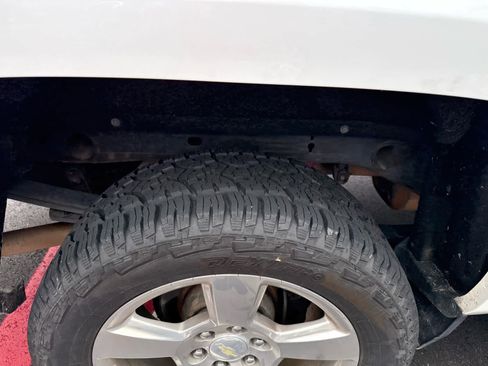 Used 2018 Chevrolet Silverado 1500 LT w/ All Star Edition AWD/4WD image 2