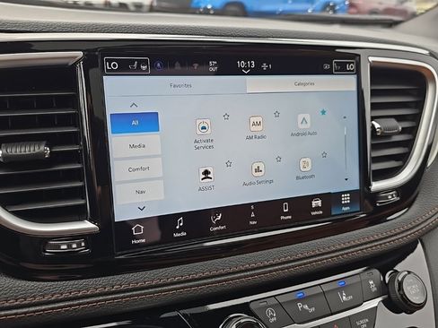 New 2026 Chrysler Pacifica Pinnacle image 31