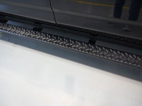 Used 2021 Chevrolet Suburban Z71 w/ Luxury Package image 30