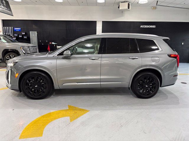 Used 2024 Cadillac XT6 Premium Luxury w/ Technology Package AWD/4WD image 2