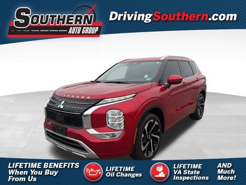 Used 2024 Mitsubishi Outlander SEL image 1