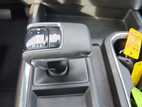 Certified 2023 GMC Sierra 1500 SLT w/ SLT Convenience Package image 21