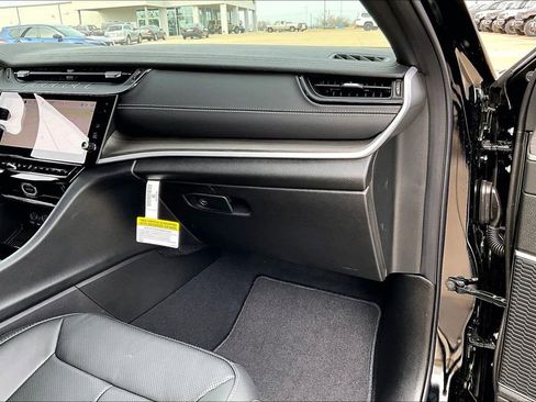 New 2026 Jeep Grand Cherokee Limited AWD/4WD image 29