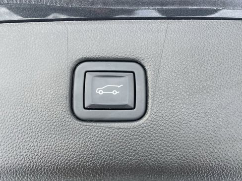 Certified 2022 Chevrolet Blazer LT w/ Sound & Technology Package image 19