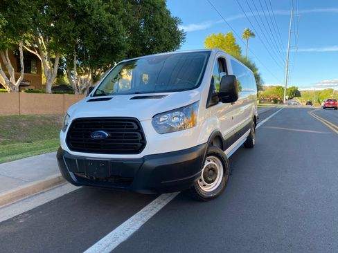 Used 2019 Ford Transit 350 XL image 57
