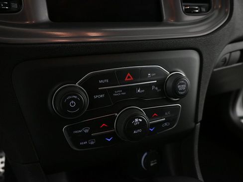 Used 2023 Dodge Charger R/T w/ Performance Handling Group RWD image 14