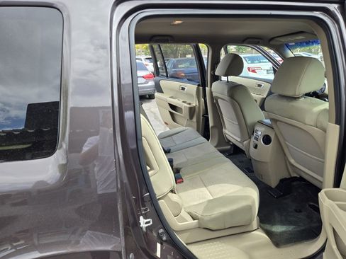 Used 2013 Honda Pilot LX image 18
