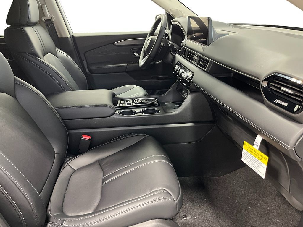 New 2026 Honda Pilot Touring image 25
