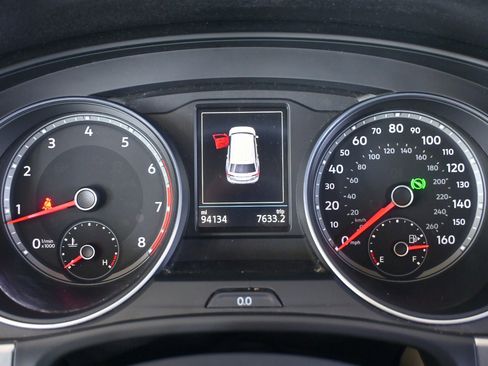 Used 2019 Volkswagen Atlas SE w/ Panoramic Sunroof Package image 17