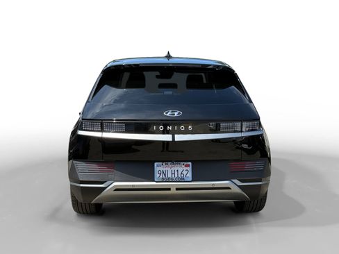Certified 2024 Hyundai Ioniq 5 SEL RWD image 4