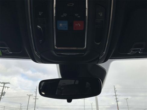 Used 2024 Jeep Grand Cherokee Limited image 28