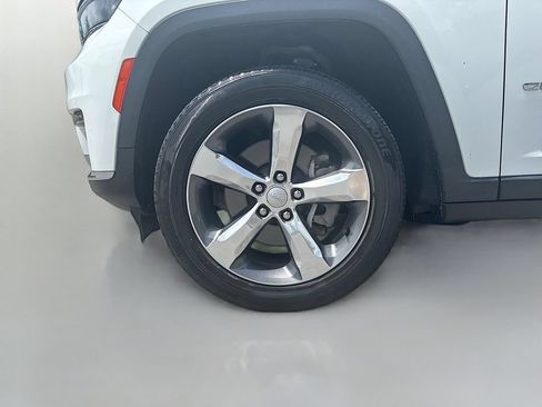 Used 2021 Jeep Grand Cherokee L Limited RWD image 13