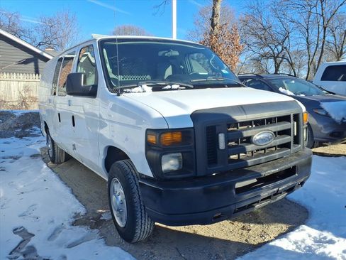 Used 2013 Ford E-150 and Econoline 150 w/ PWR Group image 3