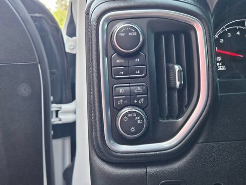 Used 2021 Chevrolet Silverado 1500 RST AWD/4WD image 19