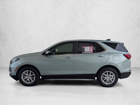 Used 2022 Chevrolet Equinox LT FWD image 8
