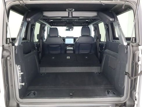 Used 2024 Ford Bronco Outer Banks AWD/4WD image 34
